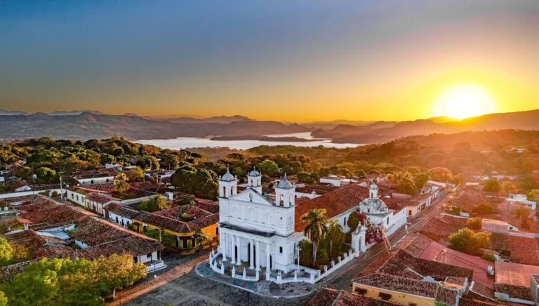 Why El Salvador for Plastic Surgery 24 1